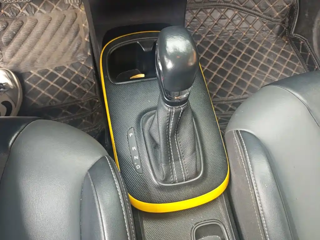 Roewe Clever — миниатюра 14
