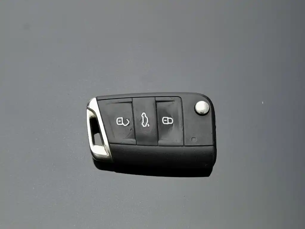 Volkswagen Lavida — миниатюра 19