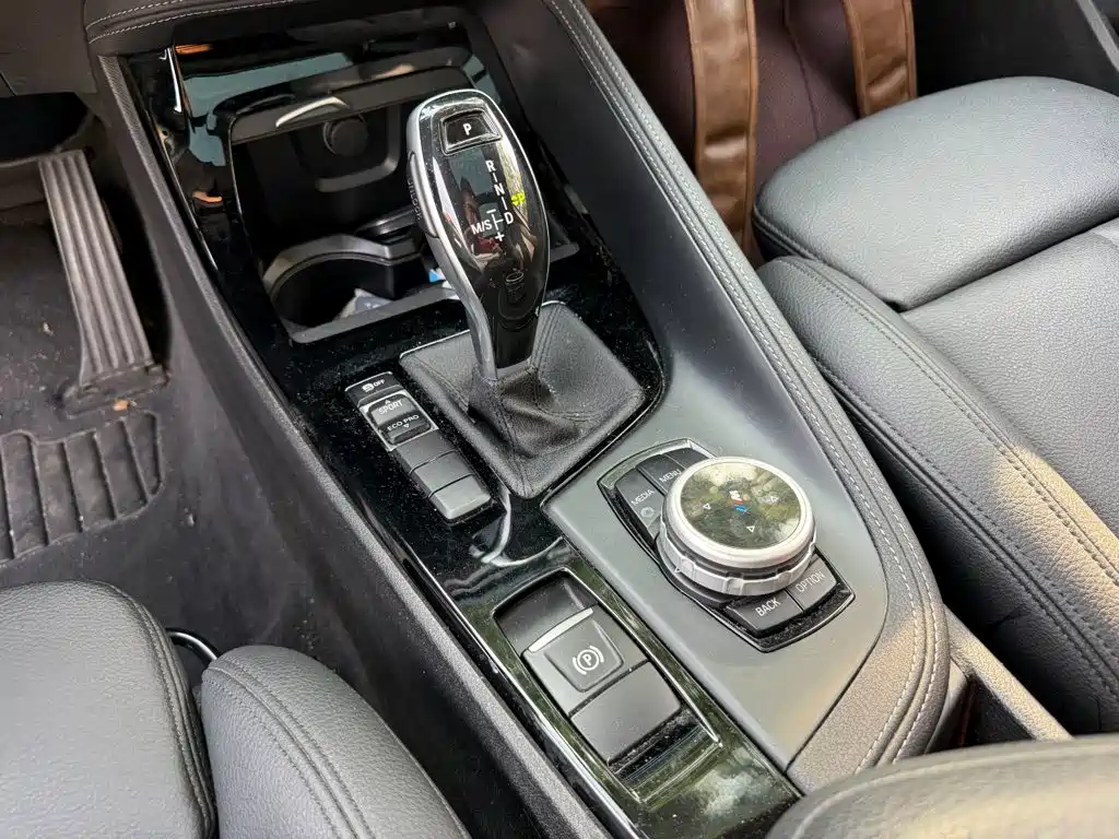 BMW X2 (Import) — миниатюра 9