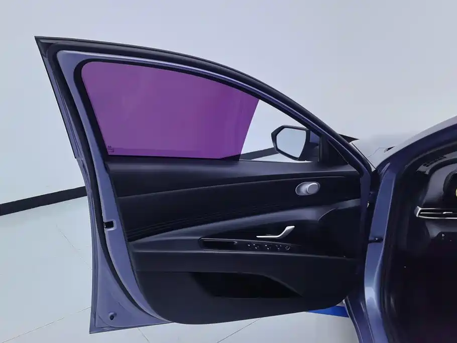 Hyundai Elantra — миниатюра 7