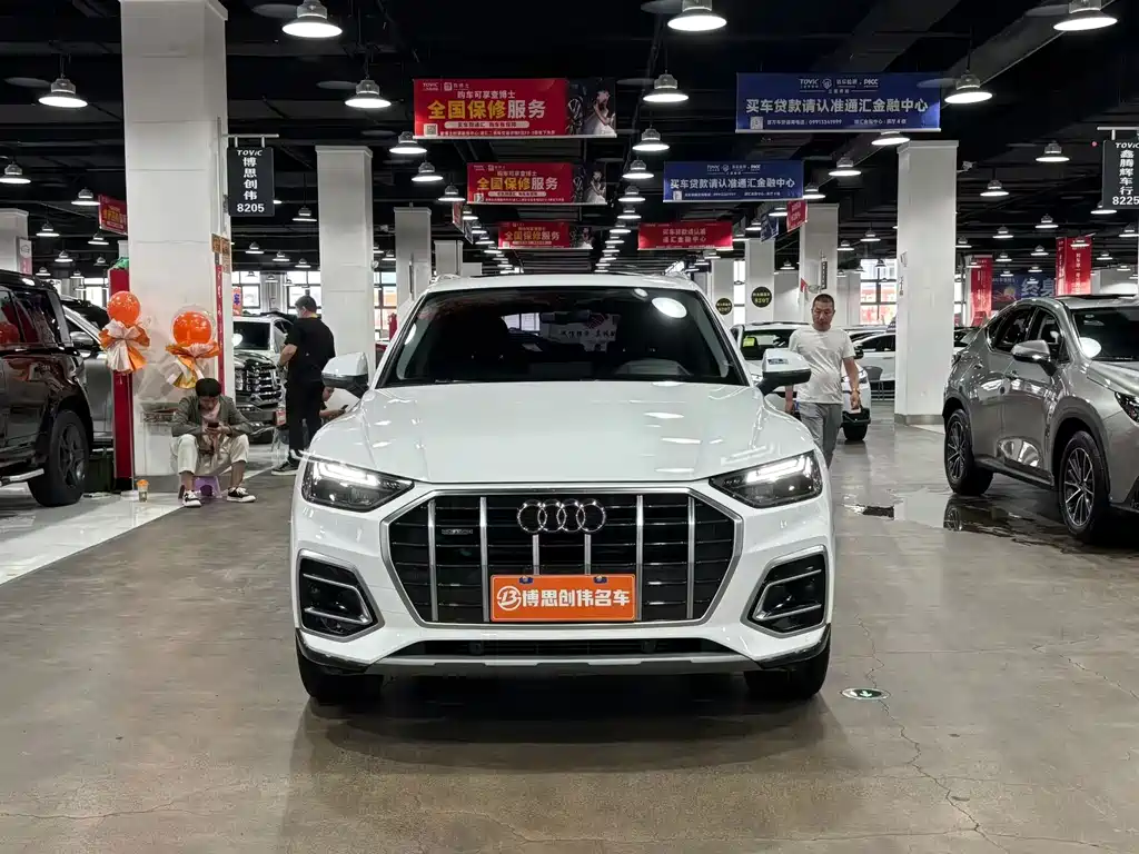 Audi Q5L — миниатюра 2