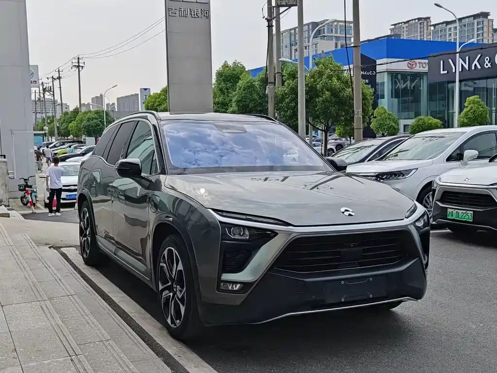 NIO ES8 — миниатюра 3