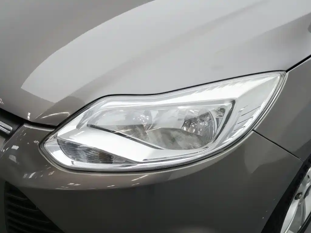 Ford Focus — миниатюра 7