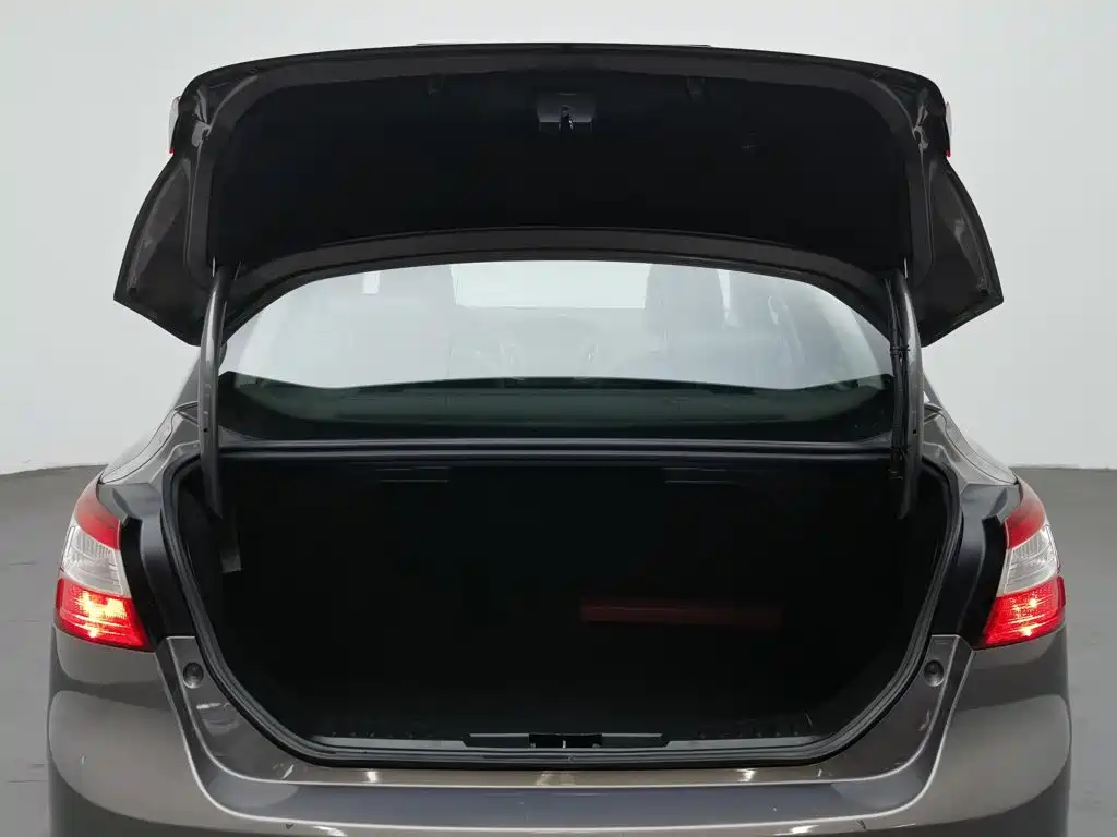 Ford Focus — миниатюра 16