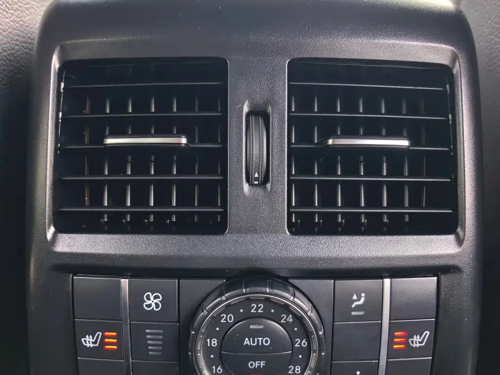 Mercedes-Benz GLS — миниатюра 15
