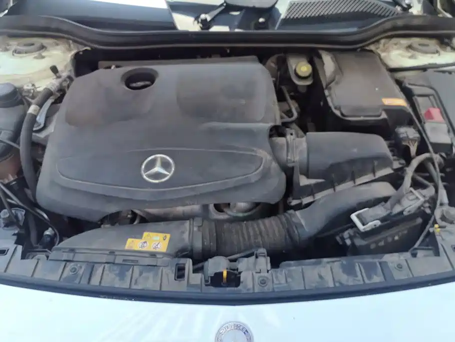 Mercedes-Benz GLA — миниатюра 10