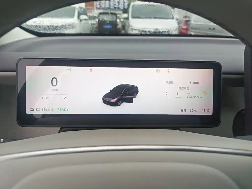 Leapmotor Leapmotor B01 — миниатюра 12