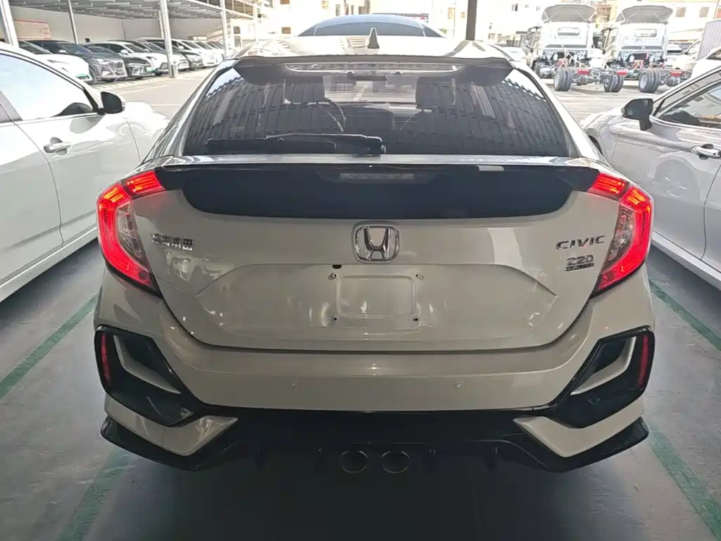 Honda Civic — миниатюра 6