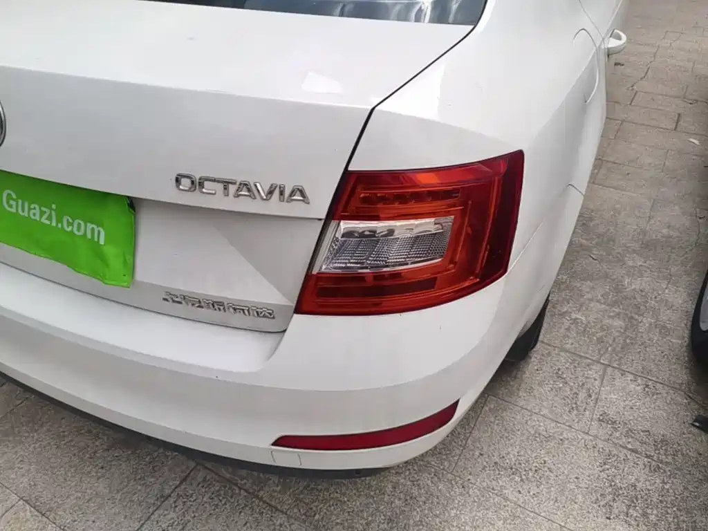 Skoda Octavia — миниатюра 8