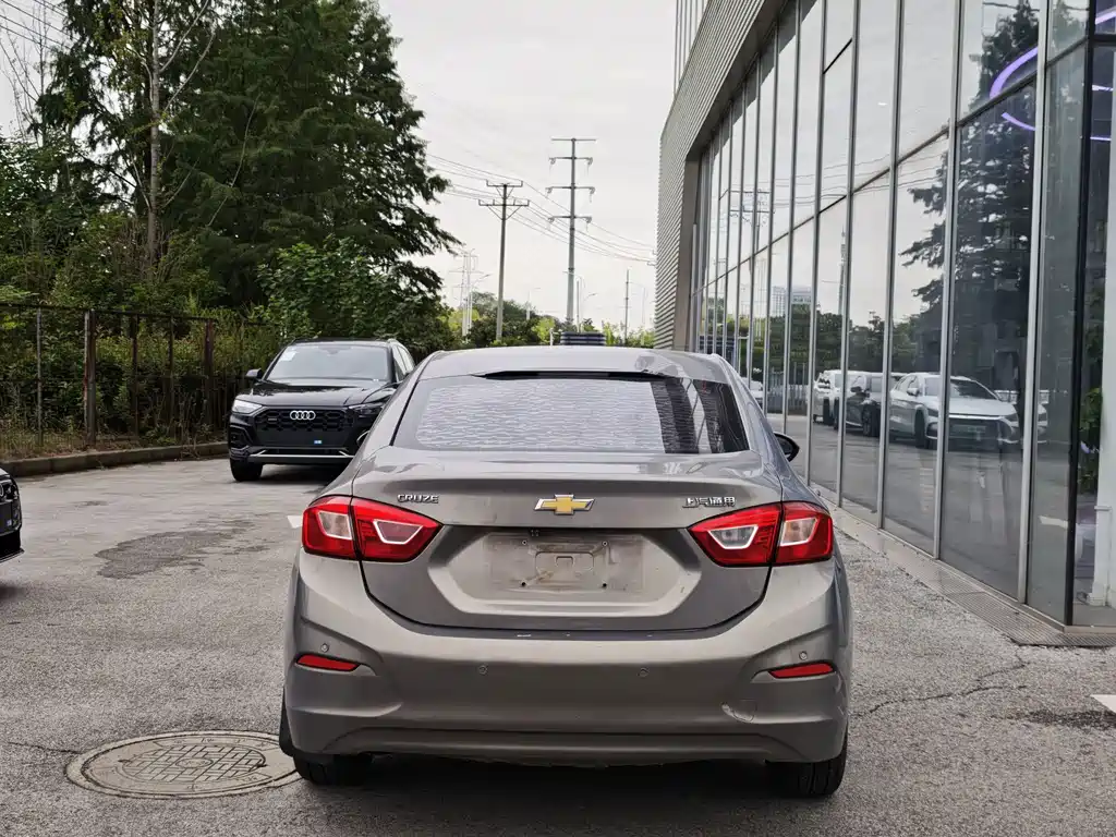 Chevrolet Cruze — миниатюра 3