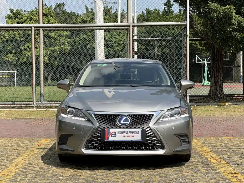Lexus CT — миниатюра 4