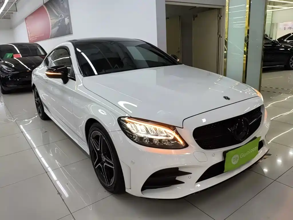 Mercedes-Benz C-Class (Import) — миниатюра 4