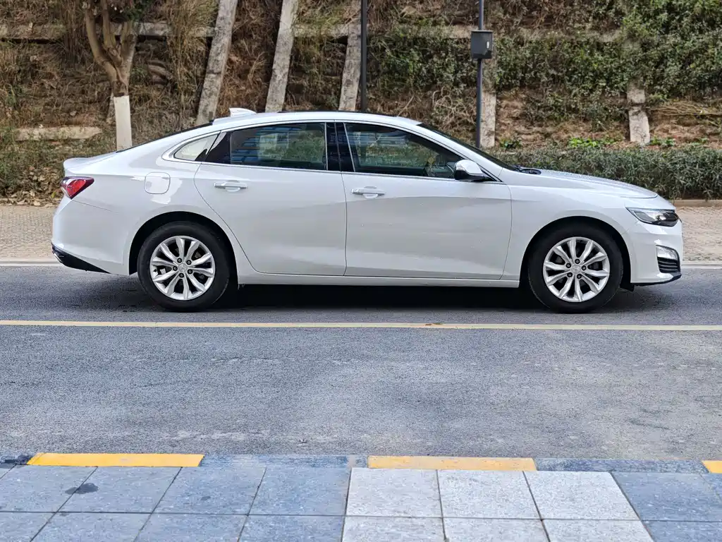 CHEVROLET MAI RUIBAO XL