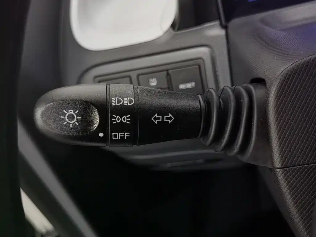 Wuling MINIEV — миниатюра 21