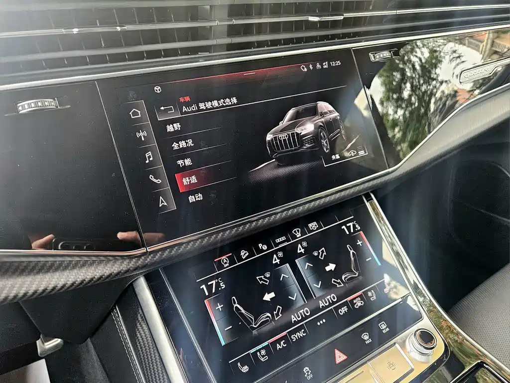 Audi SQ7 — миниатюра 15