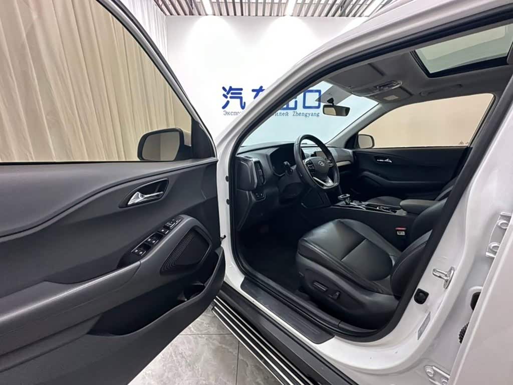 Hyundai Beijing Hyundai ix35 1.4 л 2022 г. Белый, пробег 48000 км