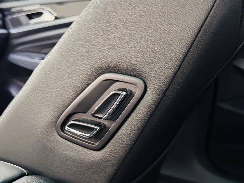 Volkswagen Passat — миниатюра 11
