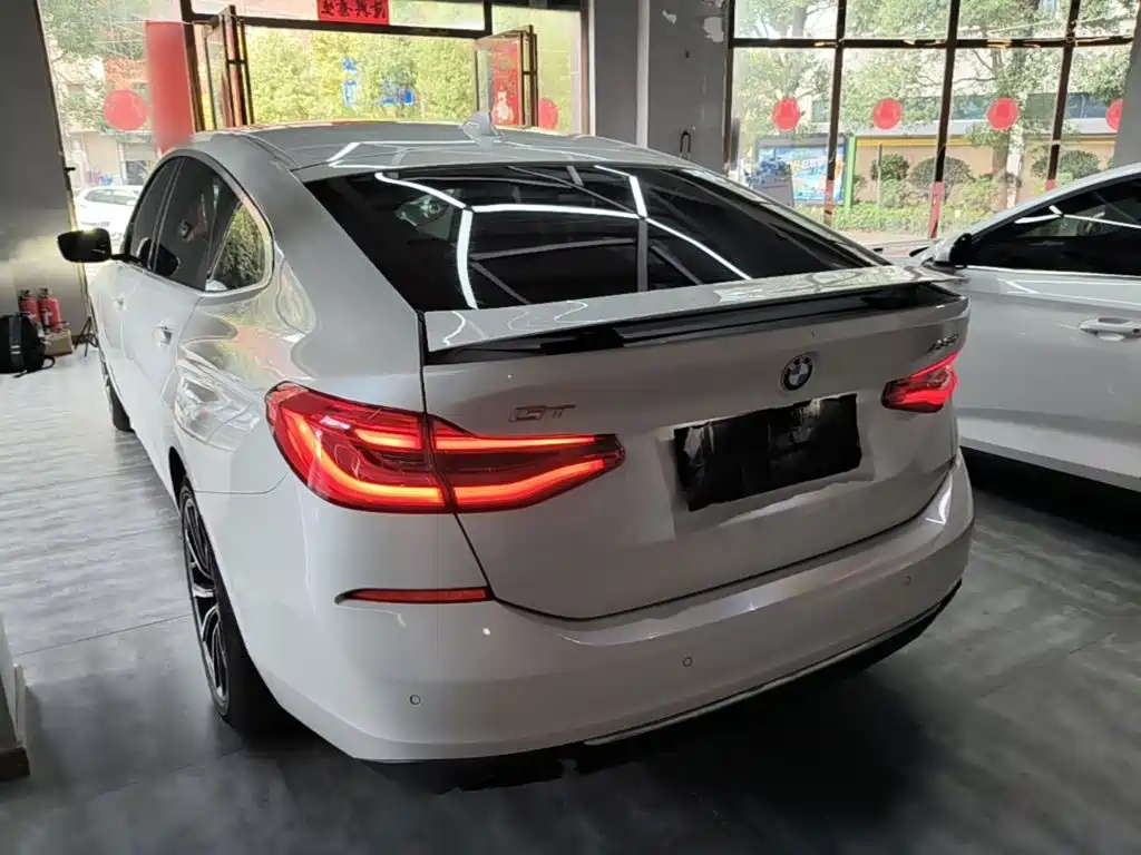 BMW 6 Series GT — миниатюра 5