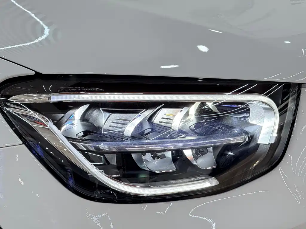 Mercedes-Benz GLC — миниатюра 5