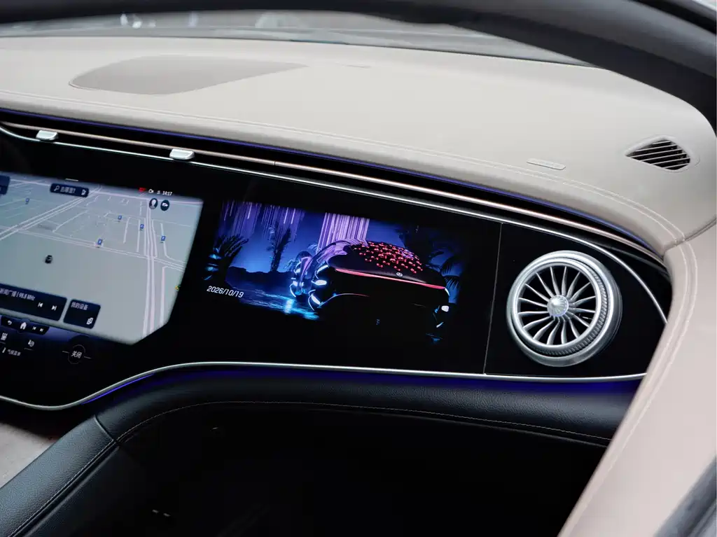 Mercedes-Benz EQS — миниатюра 16