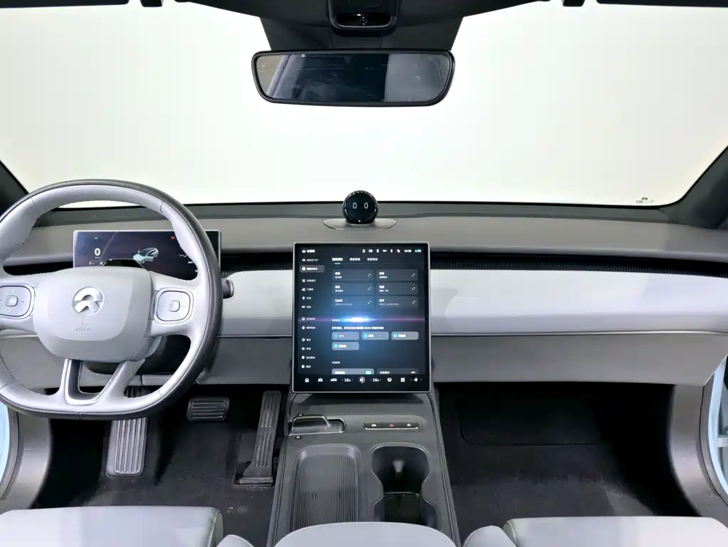 NIO ET5T — миниатюра 9