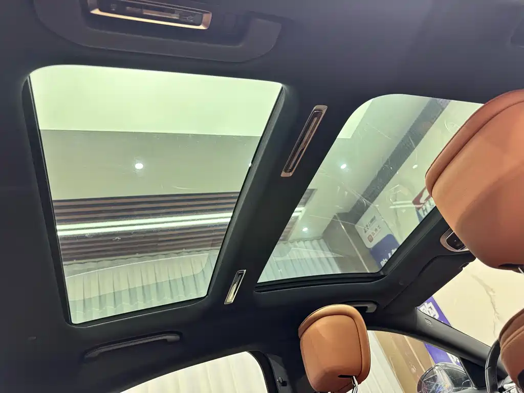 Mercedes-Benz S-Class — миниатюра 23