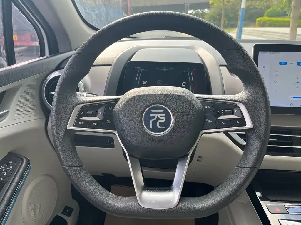 BYD Yuan Pro — миниатюра 17