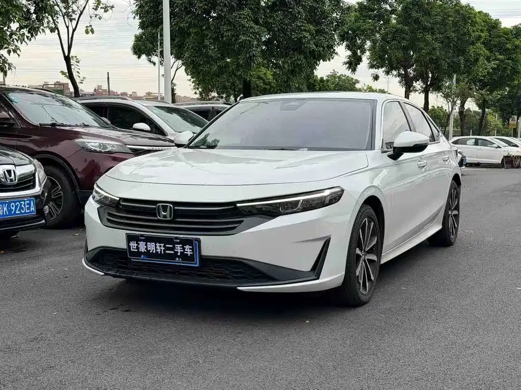 Honda Integra 2025 240TURBO CVT