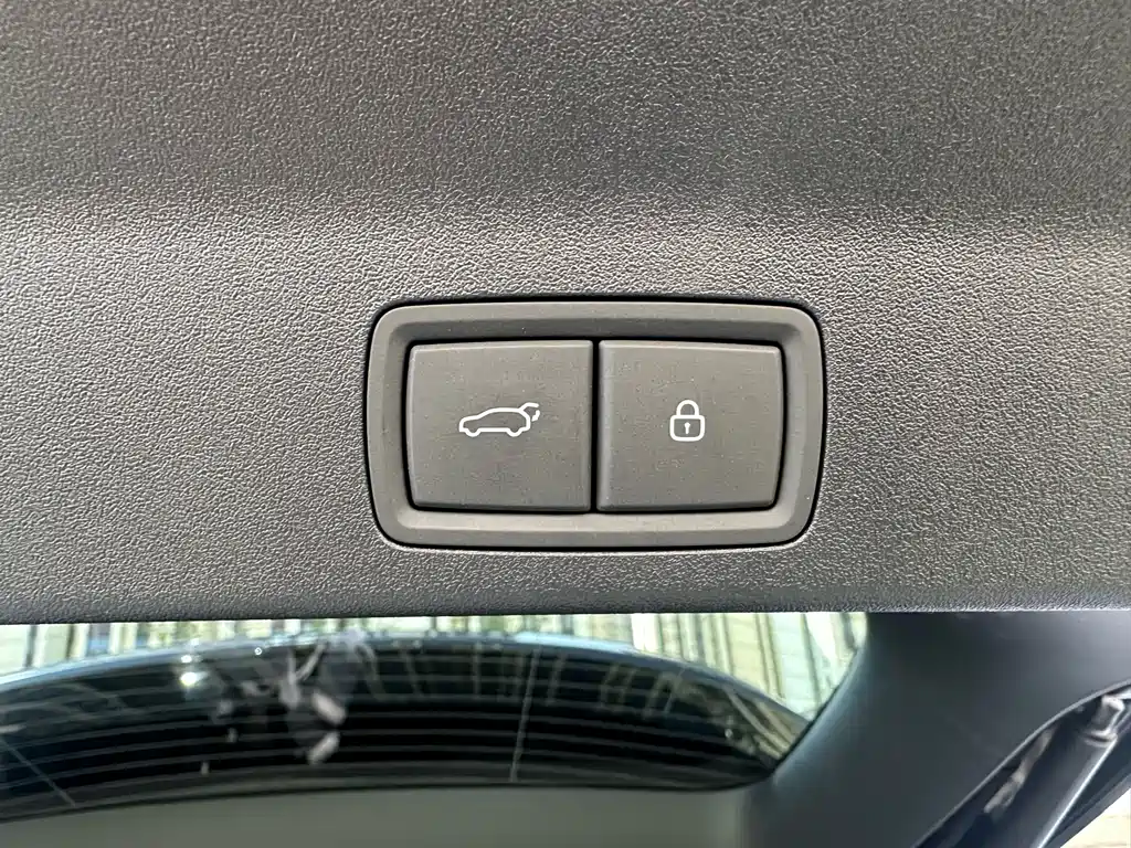 Li Auto Li L8 — миниатюра 12