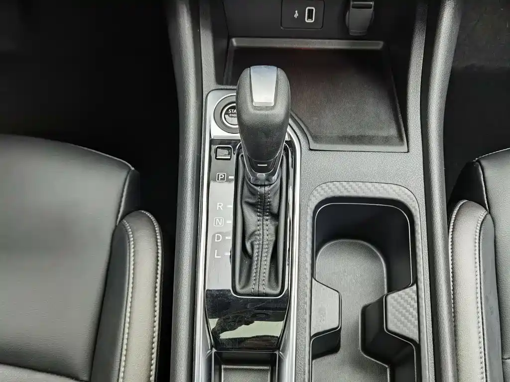 Nissan Sylphy — миниатюра 13
