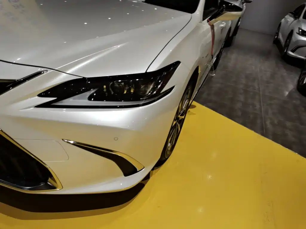 Lexus ES — миниатюра 24
