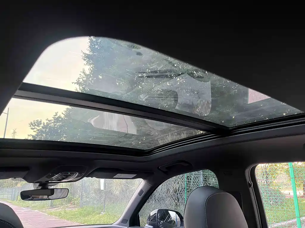 Audi Q5L Sportback — миниатюра 23