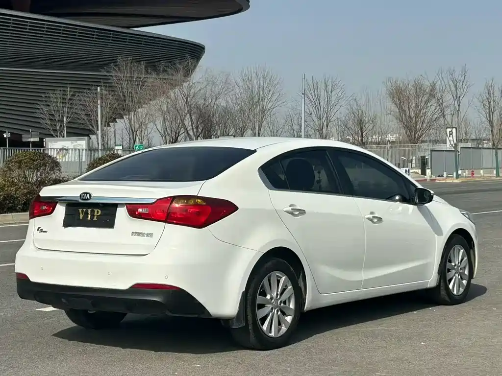 Kia K3 2015 1.6L AT GLS