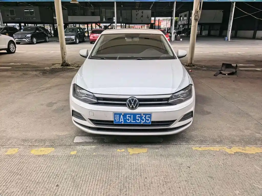 Volkswagen Polo — миниатюра 2