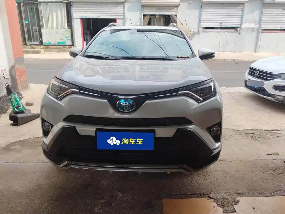 Toyota RAV4 — миниатюра 2