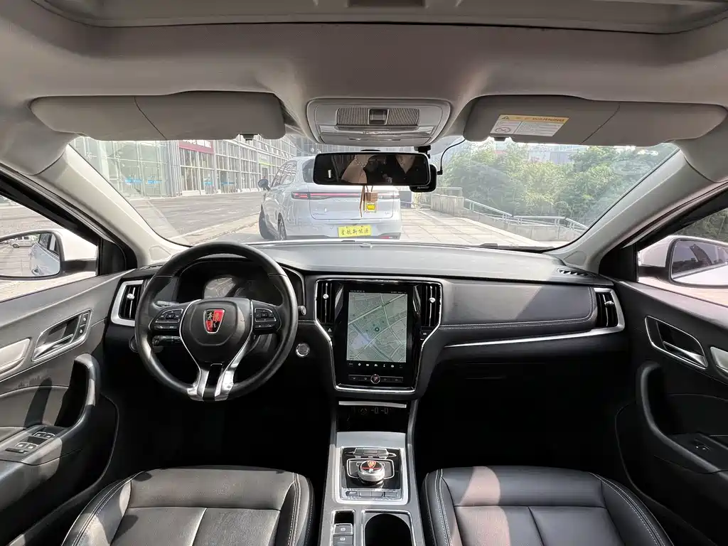 Roewe i6 New Energy — миниатюра 8