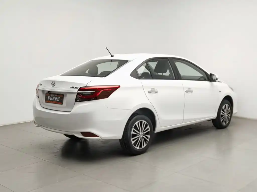 Toyota Vios — миниатюра 2