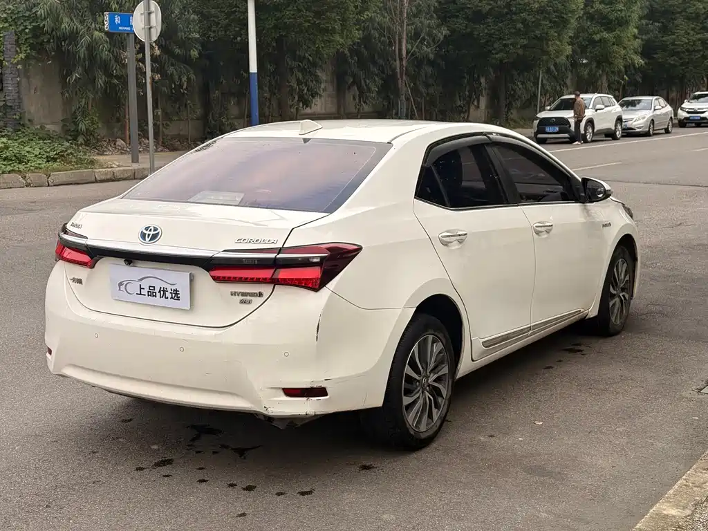 Toyota Corolla — миниатюра 5