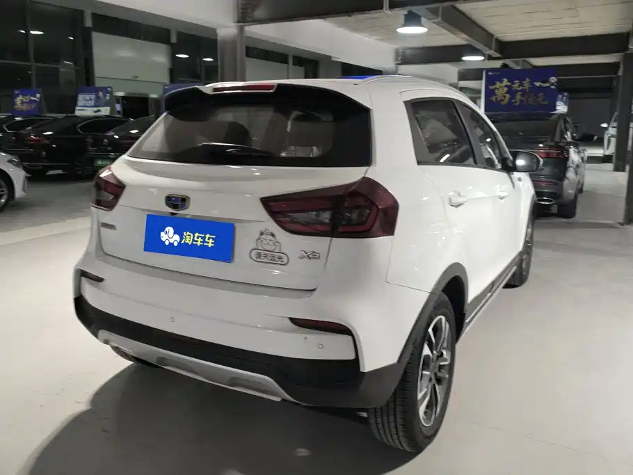 Geely Vision X3 — миниатюра 3