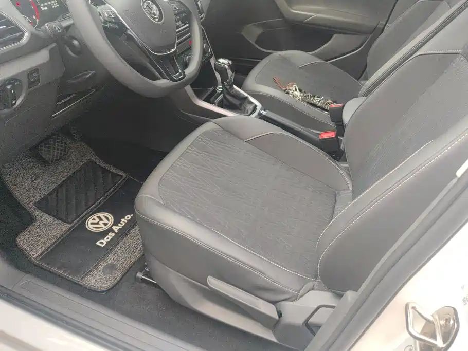 Volkswagen T-Cross — миниатюра 9