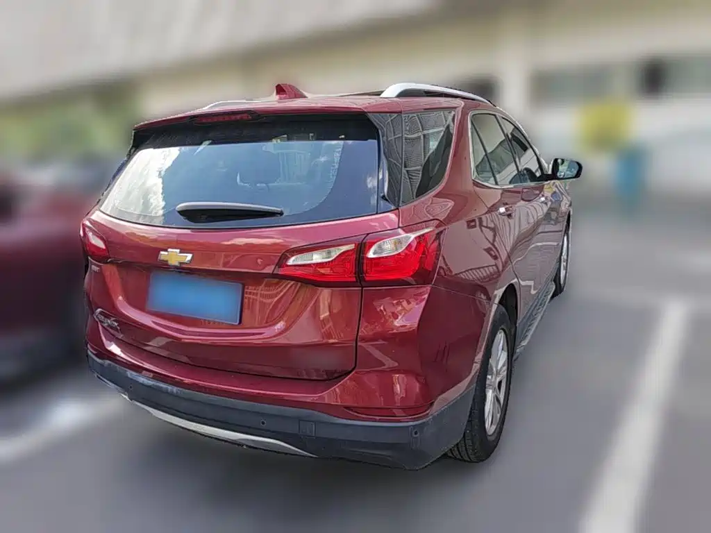 Chevrolet Equinox — миниатюра 10