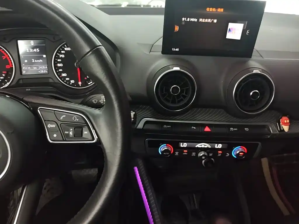 Audi Q2L — миниатюра 13