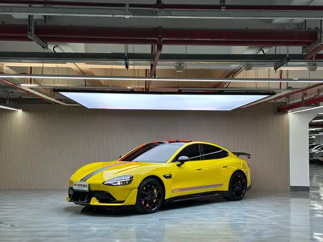 XIAOMI CAR XIAOMI SU7 ULTRA 2025