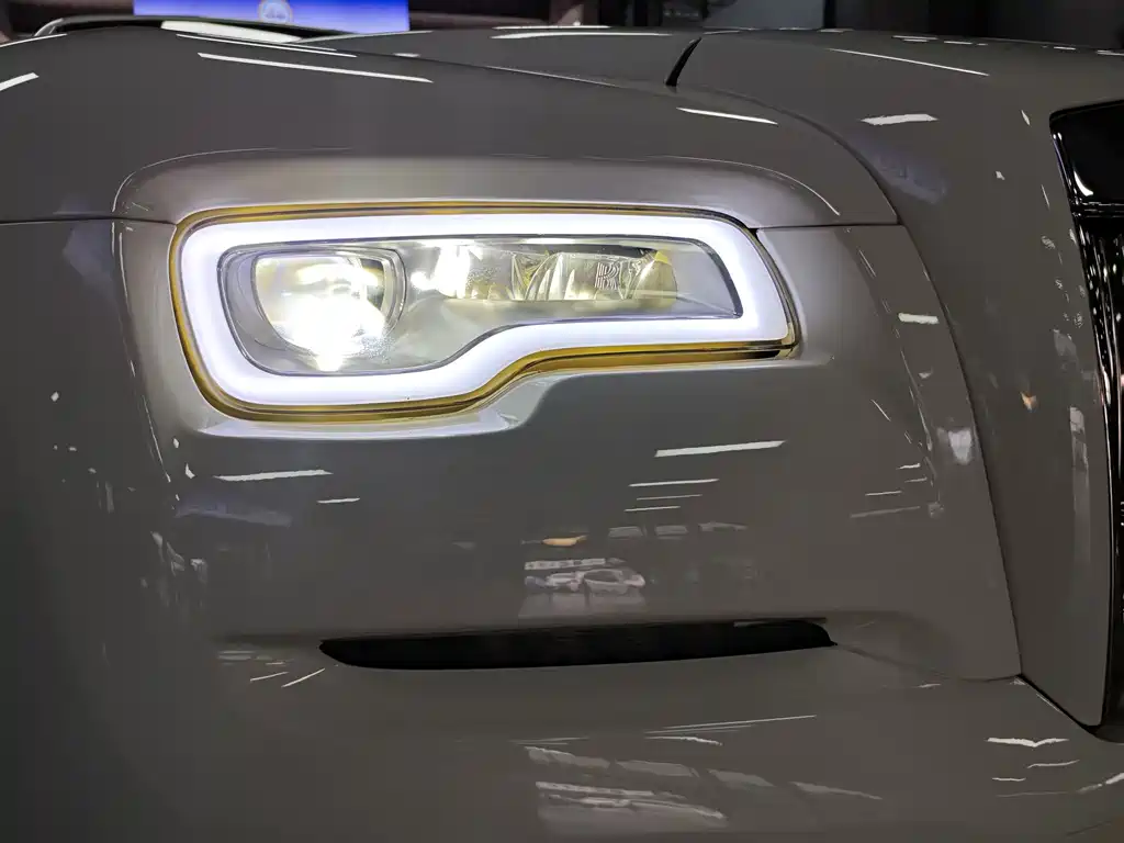 Rolls-Royce Wraith — миниатюра 12