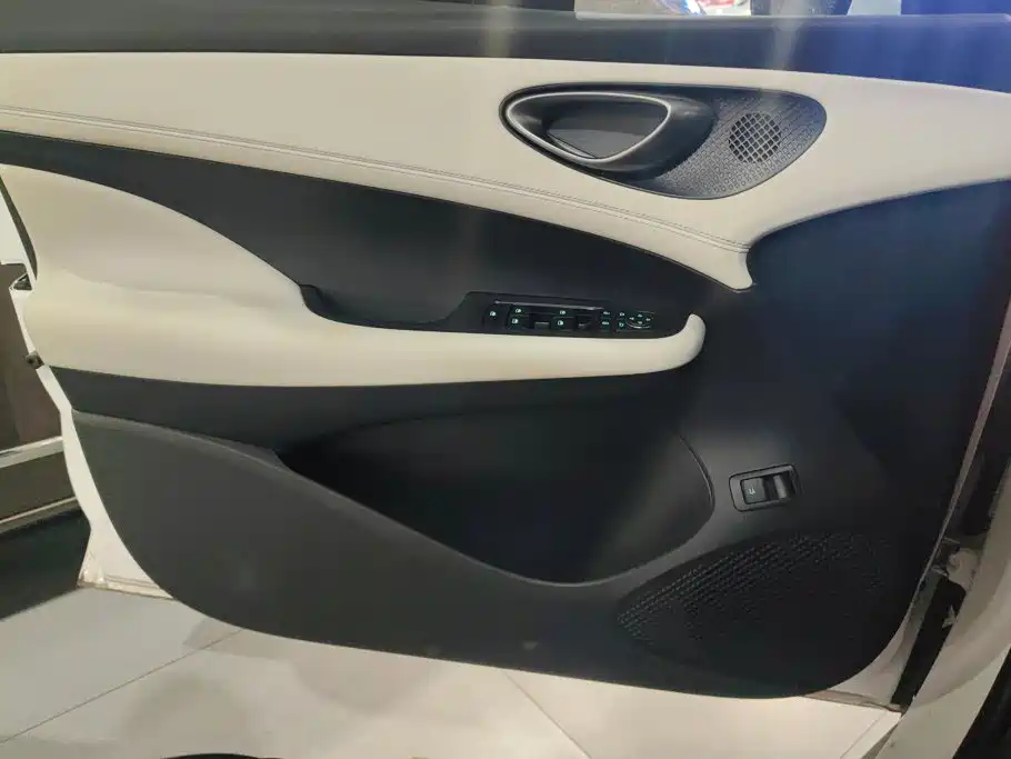 BYD Seal 05 DM-i — миниатюра 7