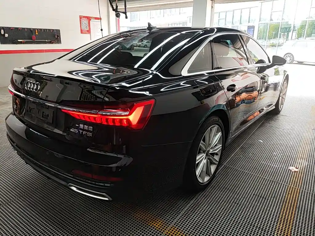 Audi A6L 2022 45 TFSI