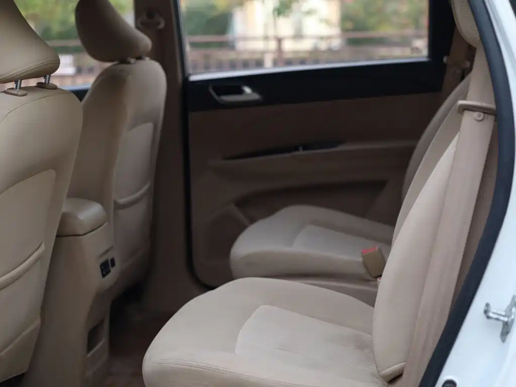 Baojun 730 — миниатюра 15