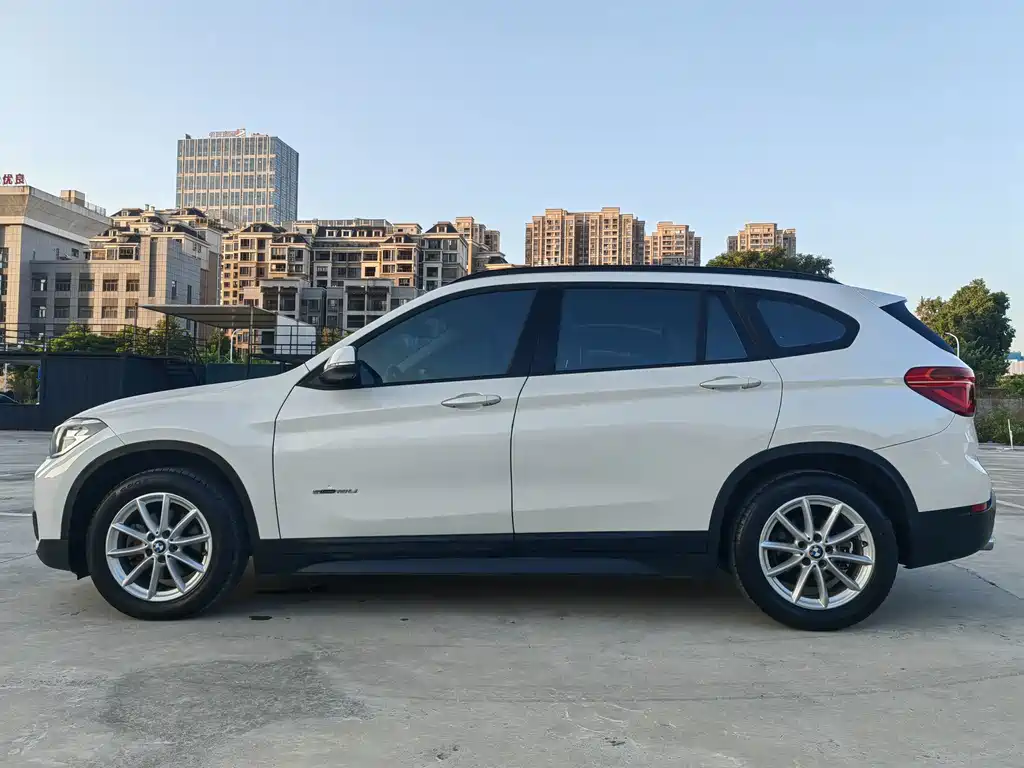 BMW X1 — миниатюра 8