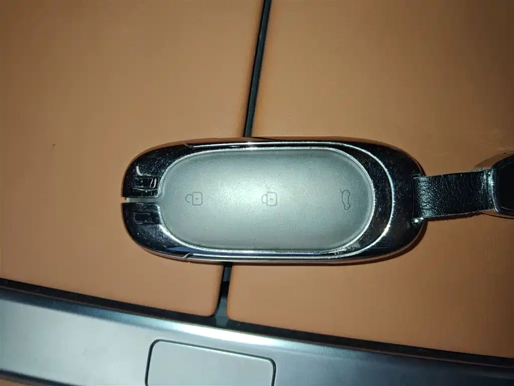 Li Auto L8 2023 Pro