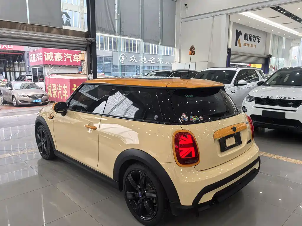 MINI Mini — миниатюра 2